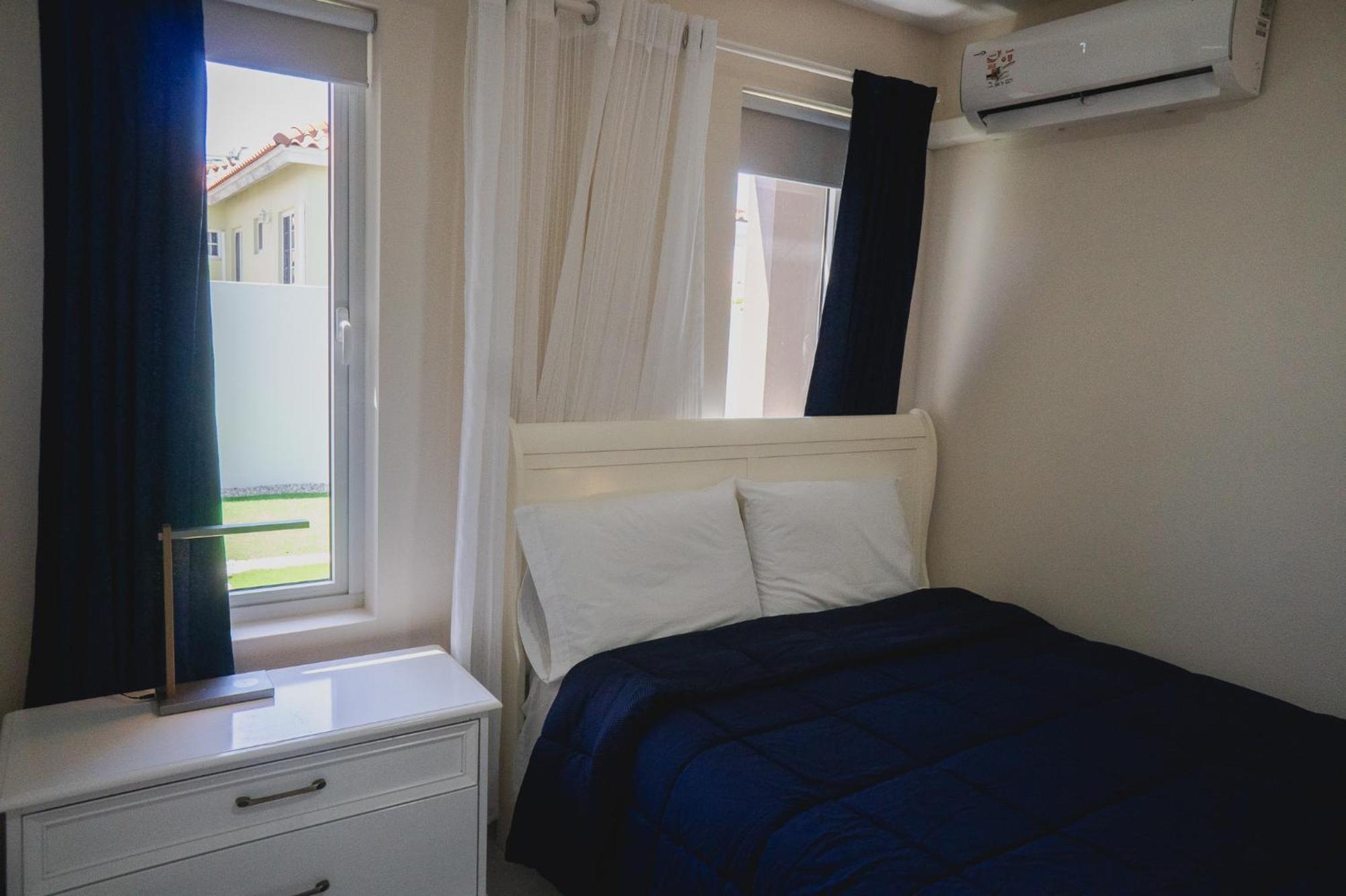 Pavia'S Centerpoint Oasis Apartman Oranjestad Kültér fotó